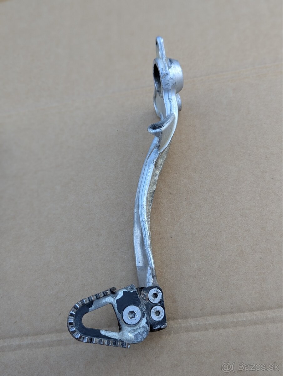 KTM 690 ENDURO R - zadná brzda. - 3