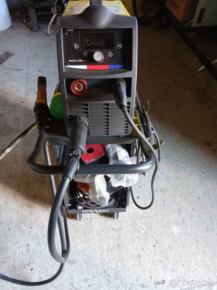 Zváračka kowax genimig 220lcd - 3