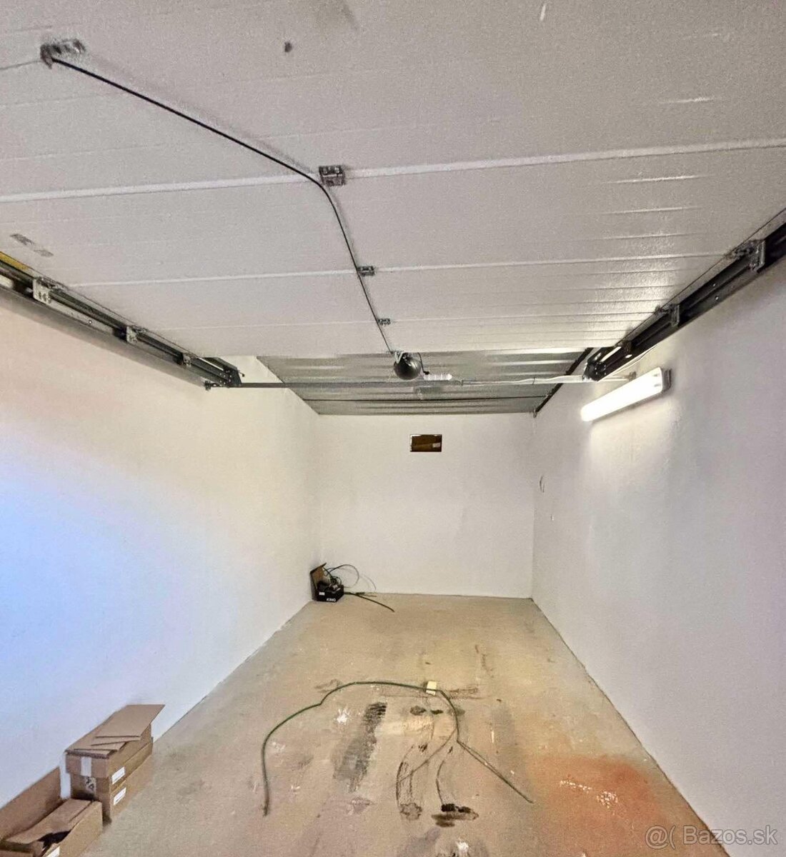 Garáž v parkovacom dome Skalica - 3