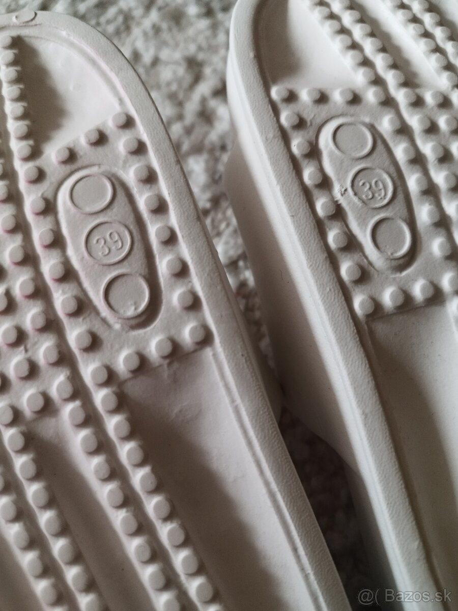 Šľapky 39 - 3