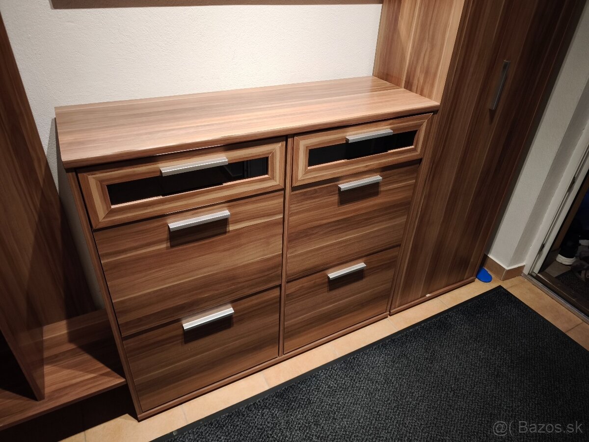 Chodbová zostava - 3