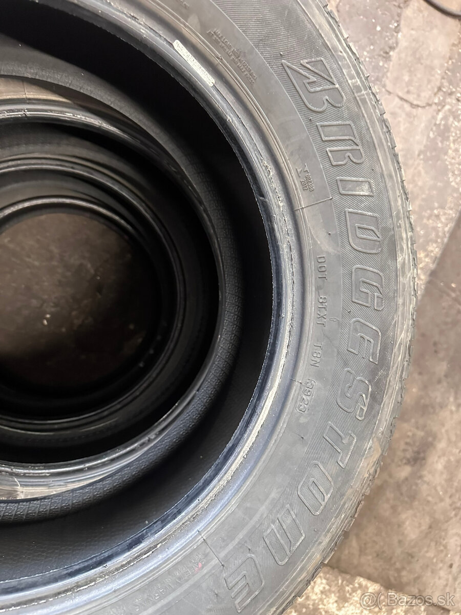 4ks Bridgestone Dueler H/T 265/60 R18 110H