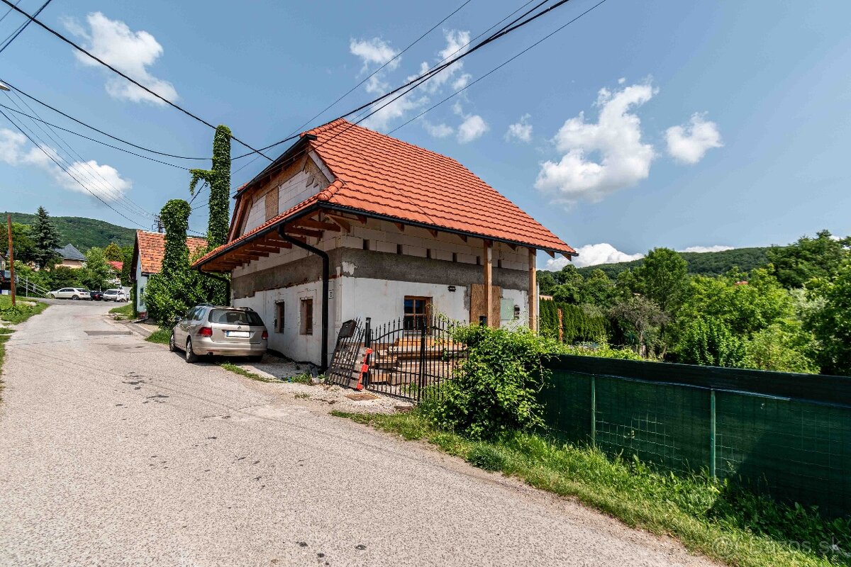 BEDES | Tradičný rodinný dom v rekonštrukcií, obec Šútovce - 3