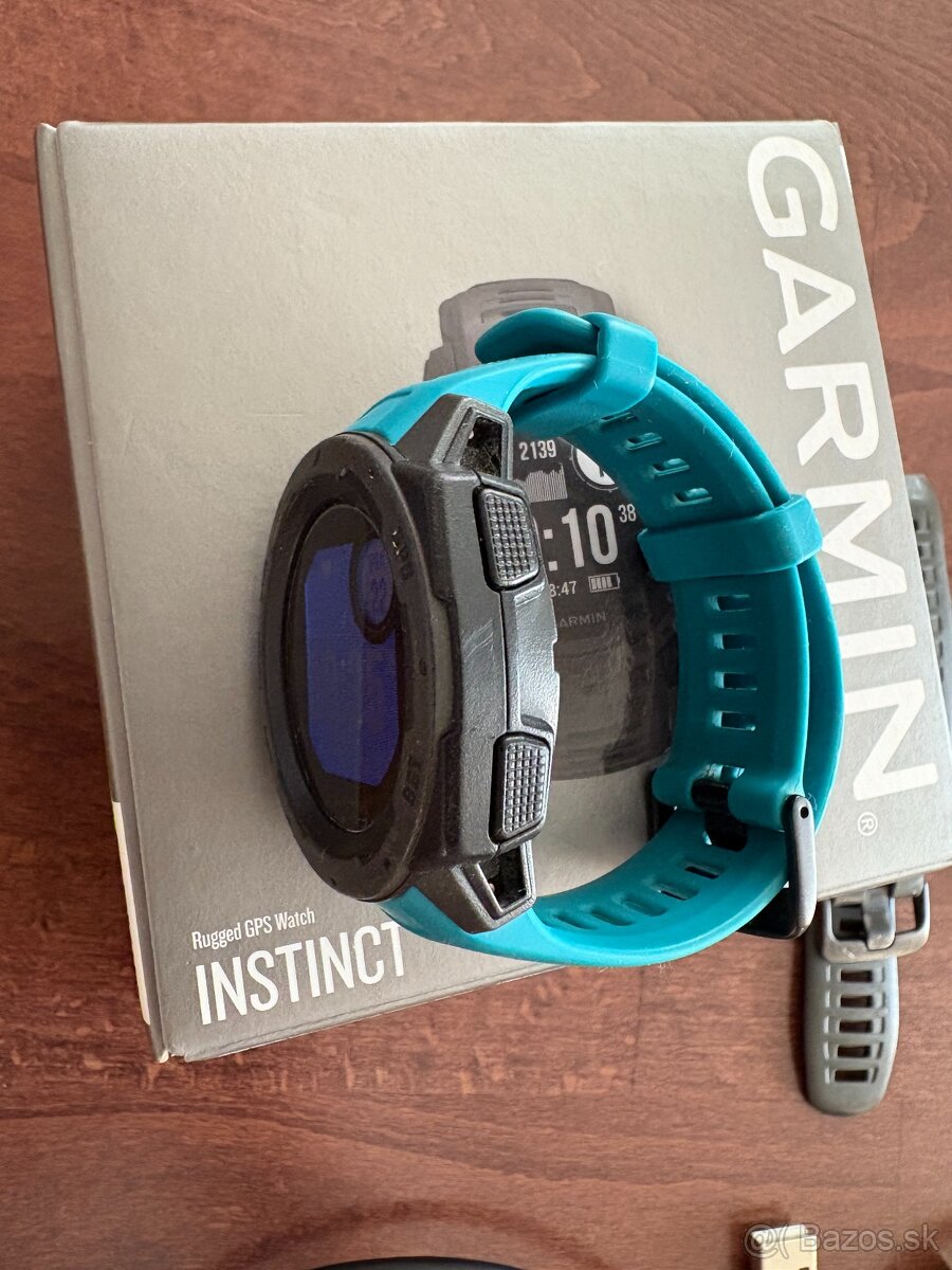Garmin Instinct Graphite – výborný stav - 3