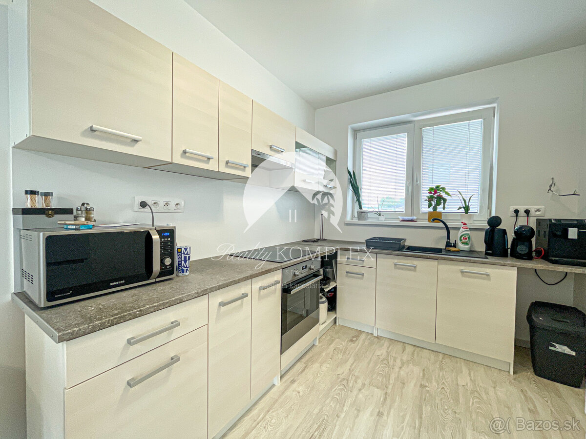 Reality KOMPLEX s.r.o. Vám ponúka NA PREDAJ štýlový dvojpodl - 3