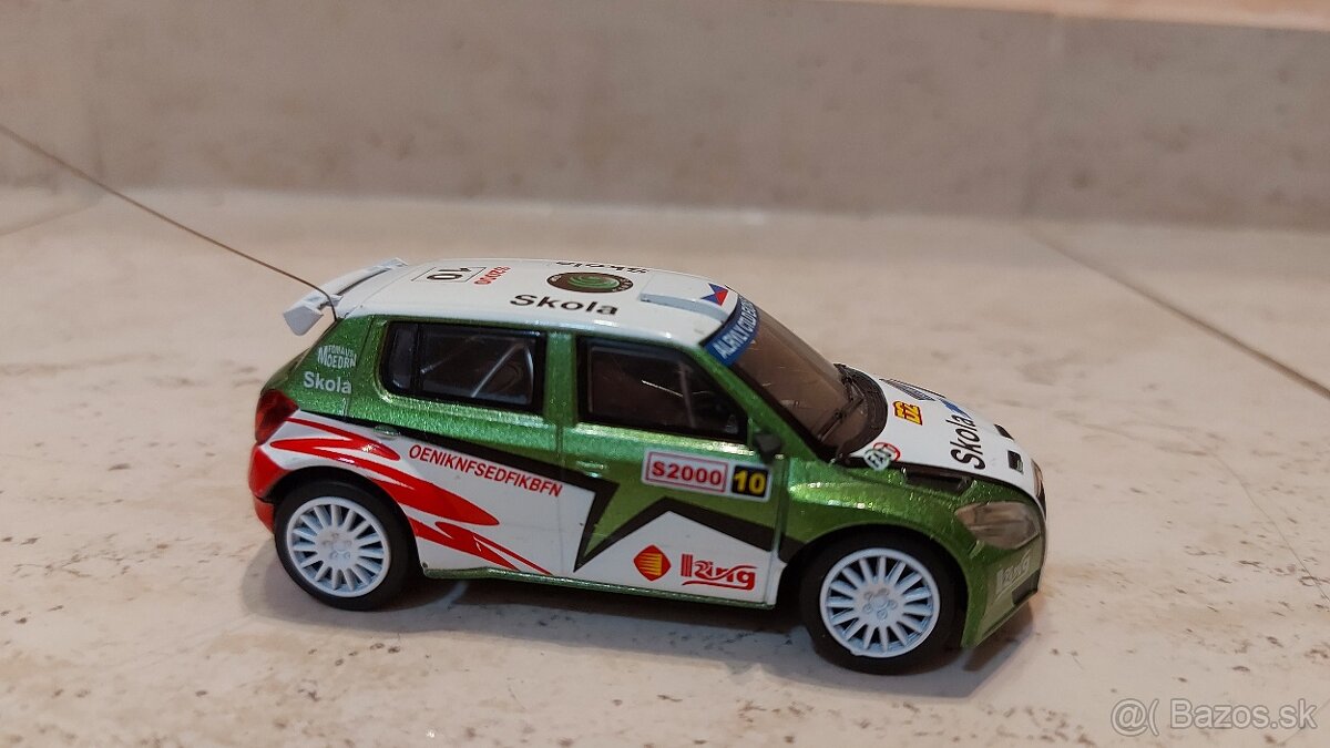 Autíčko na diaľkové ovládanie - 3