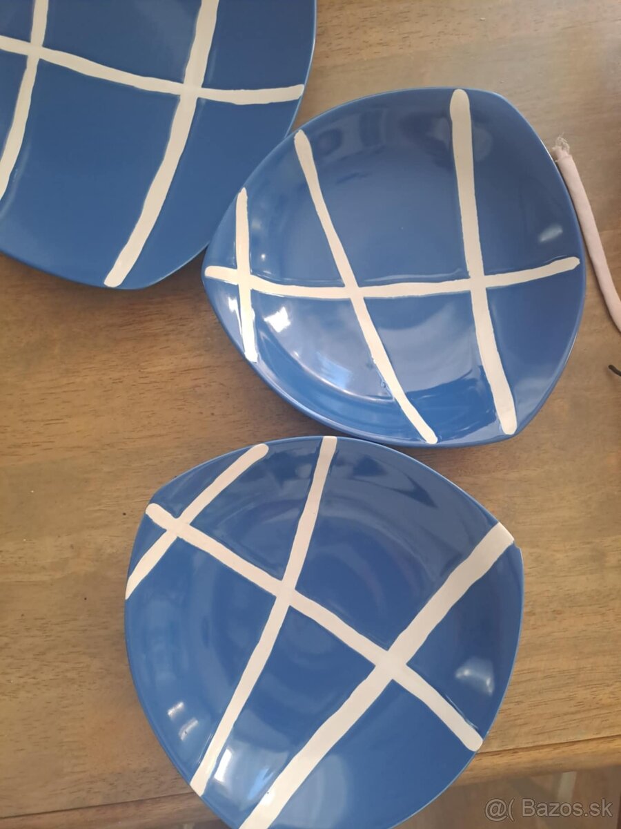 Dizajnové hnedé a modré taniere - 3