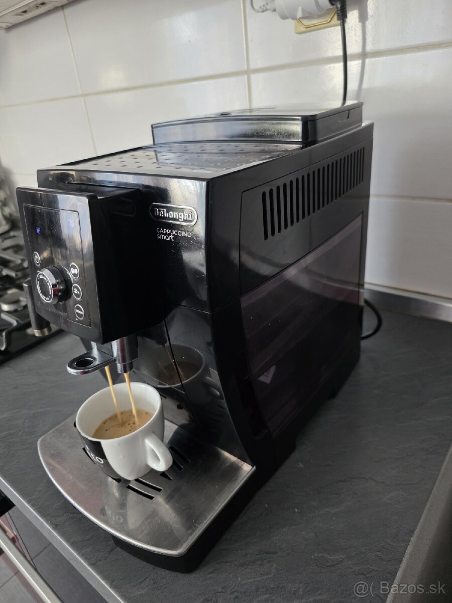 Kavovar Delonghi - 3