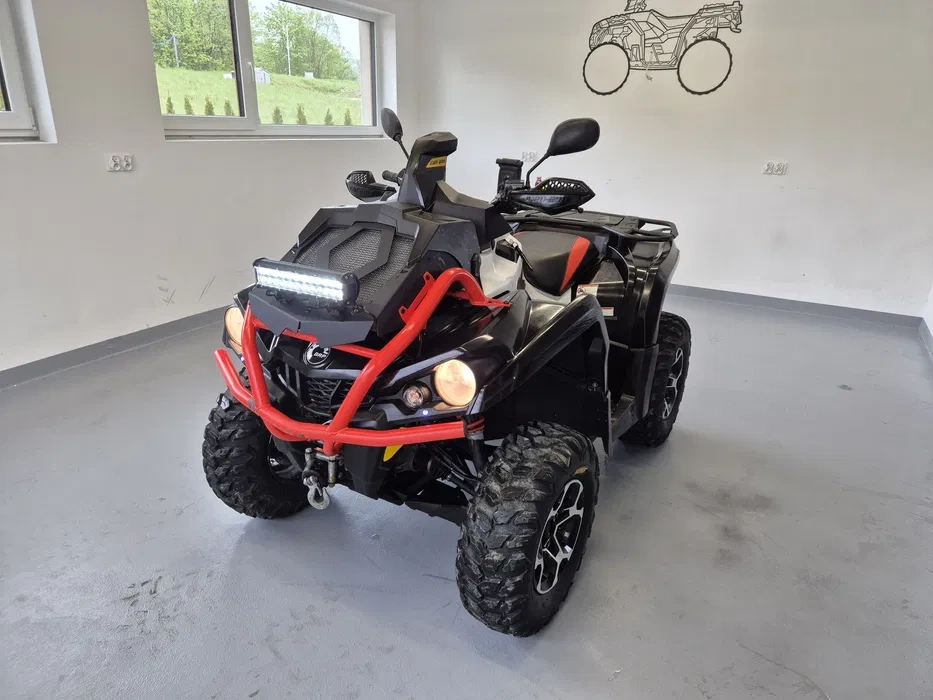 Can am Outlander XMR 570
