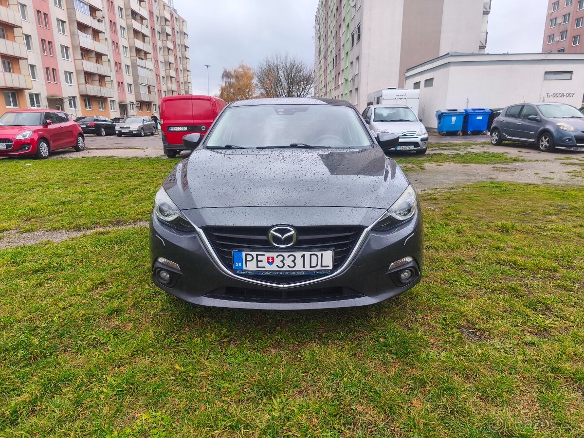 Predám Mazda 3 - 3