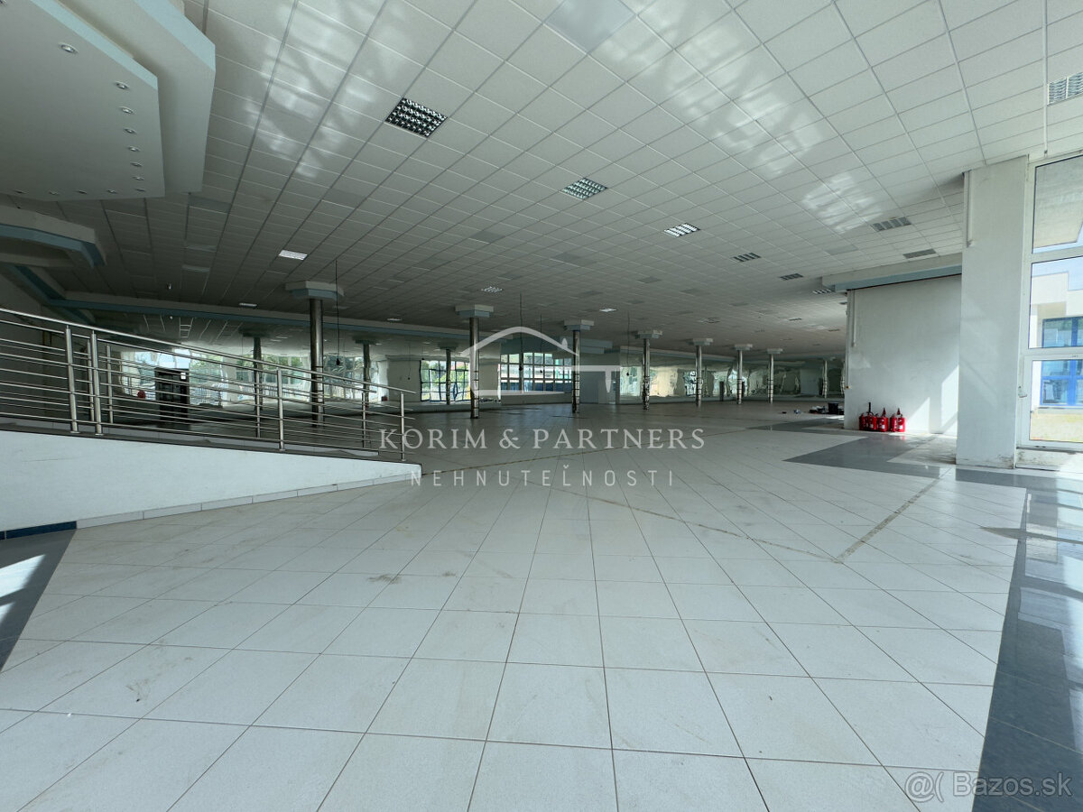 Bývalý autosalón s autoservisom pod jednou strechou na preda - 3