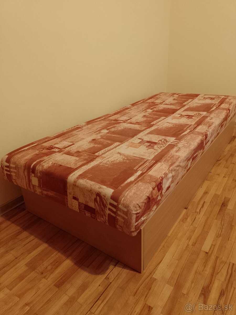 Váľanda s úložným priestorom (Iba vážny záujem) - 3