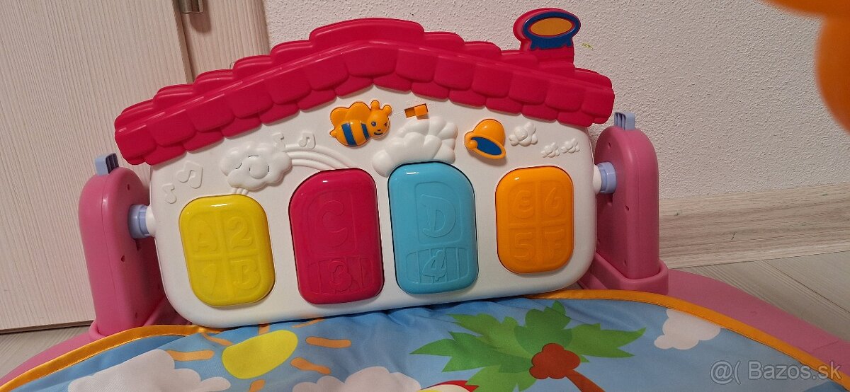 Hracia deka s klavirom - 3