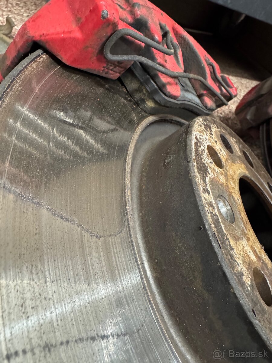 Predné brzdy octavia 2 RS - 3