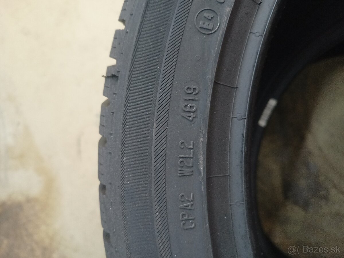 245/45R19 zimne nove - 3