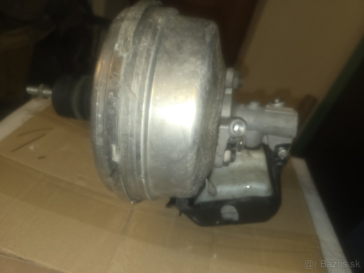 Posilovač brzdovy audi a6 - 3