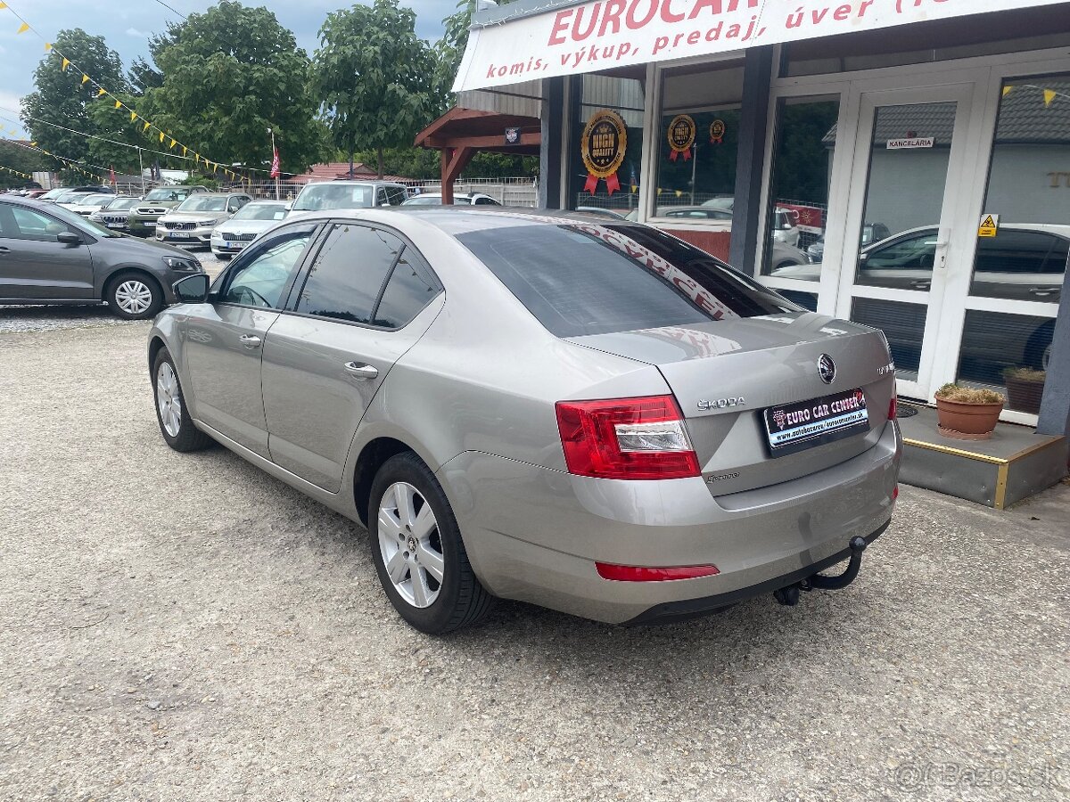 Škoda Octavia 1.6 TDI Ambition - 3