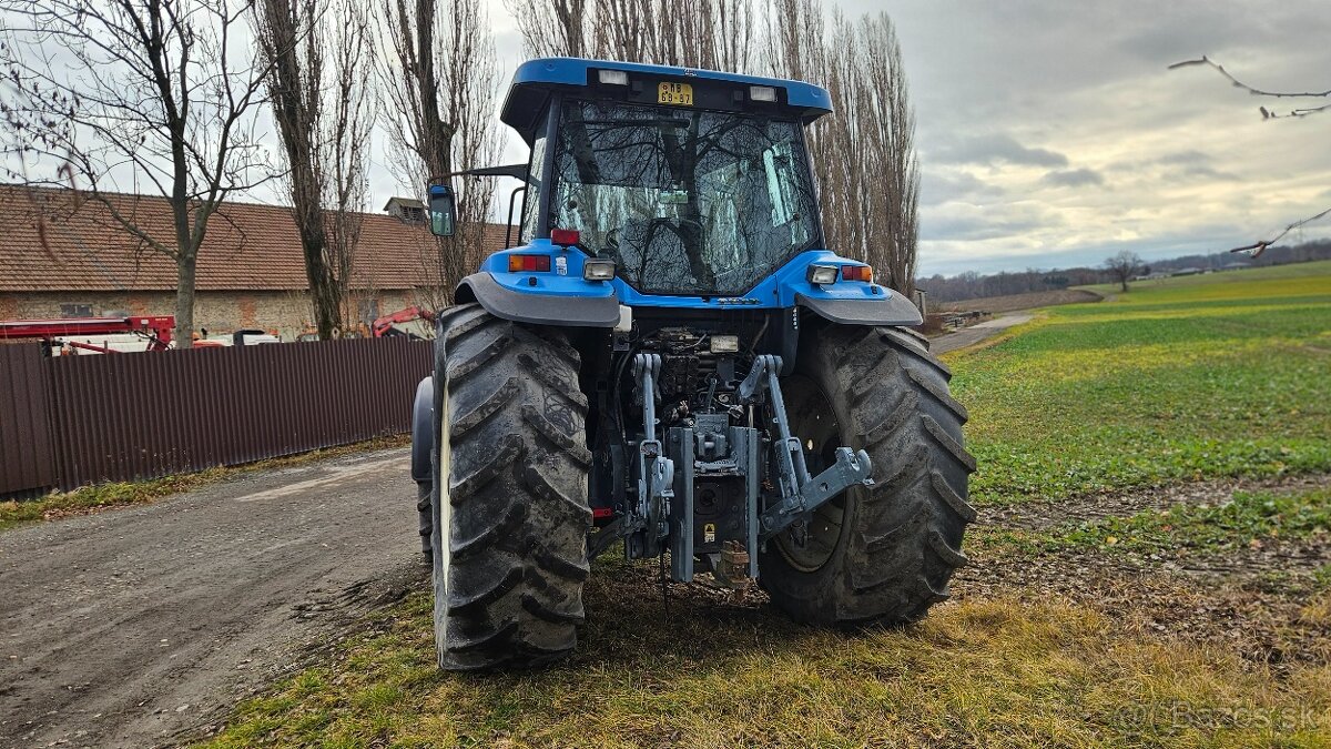 Traktor New Holland 8870 - 3