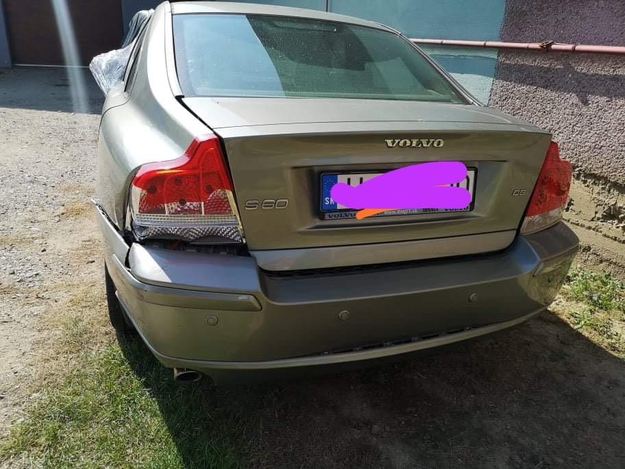 Volvo S60 2.4 D5 - 3