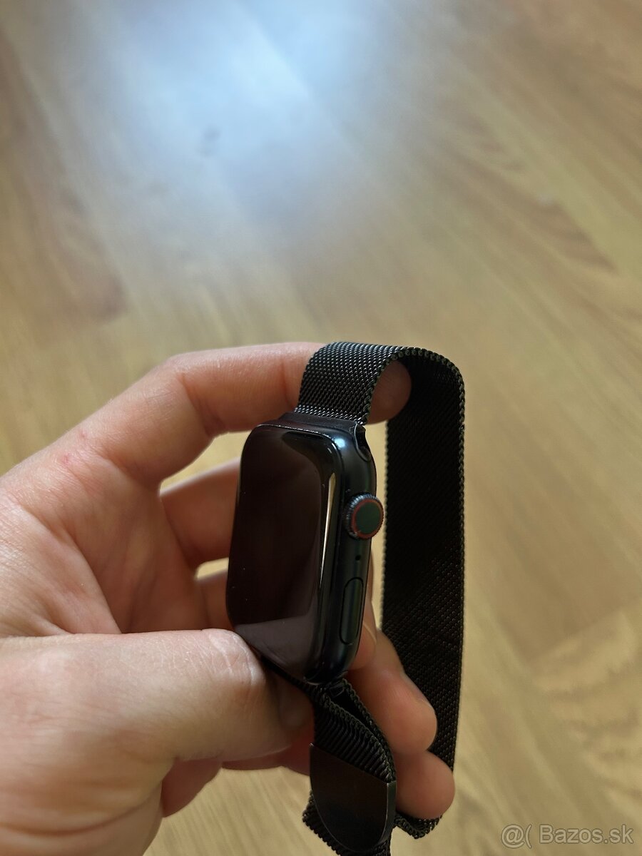 Apple Watch SE 2 44mm - 3