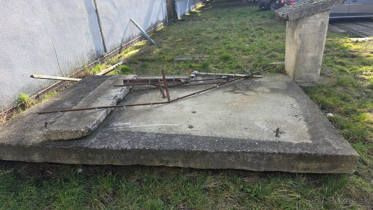 Cestný betonovy panel - 3
