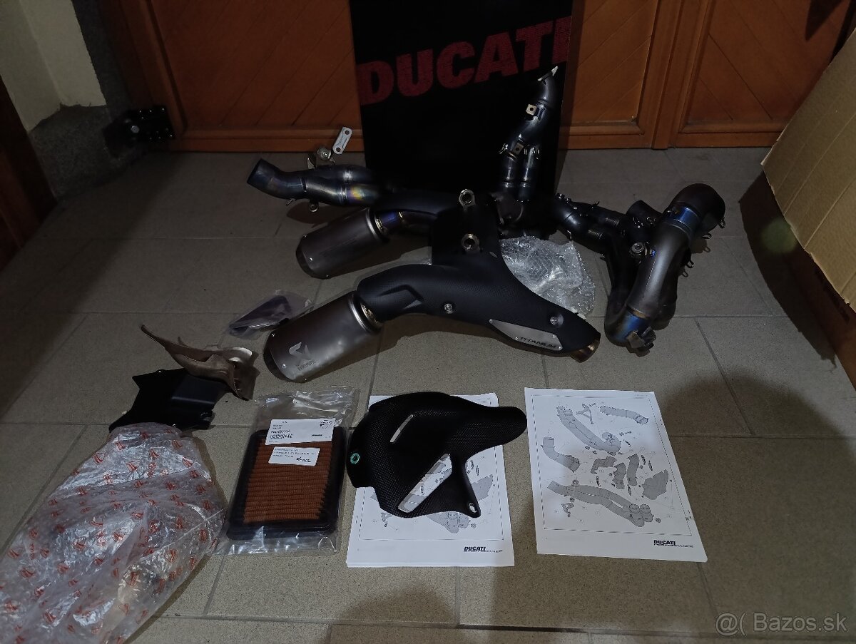 Panigale v4 akrapovic full - 3