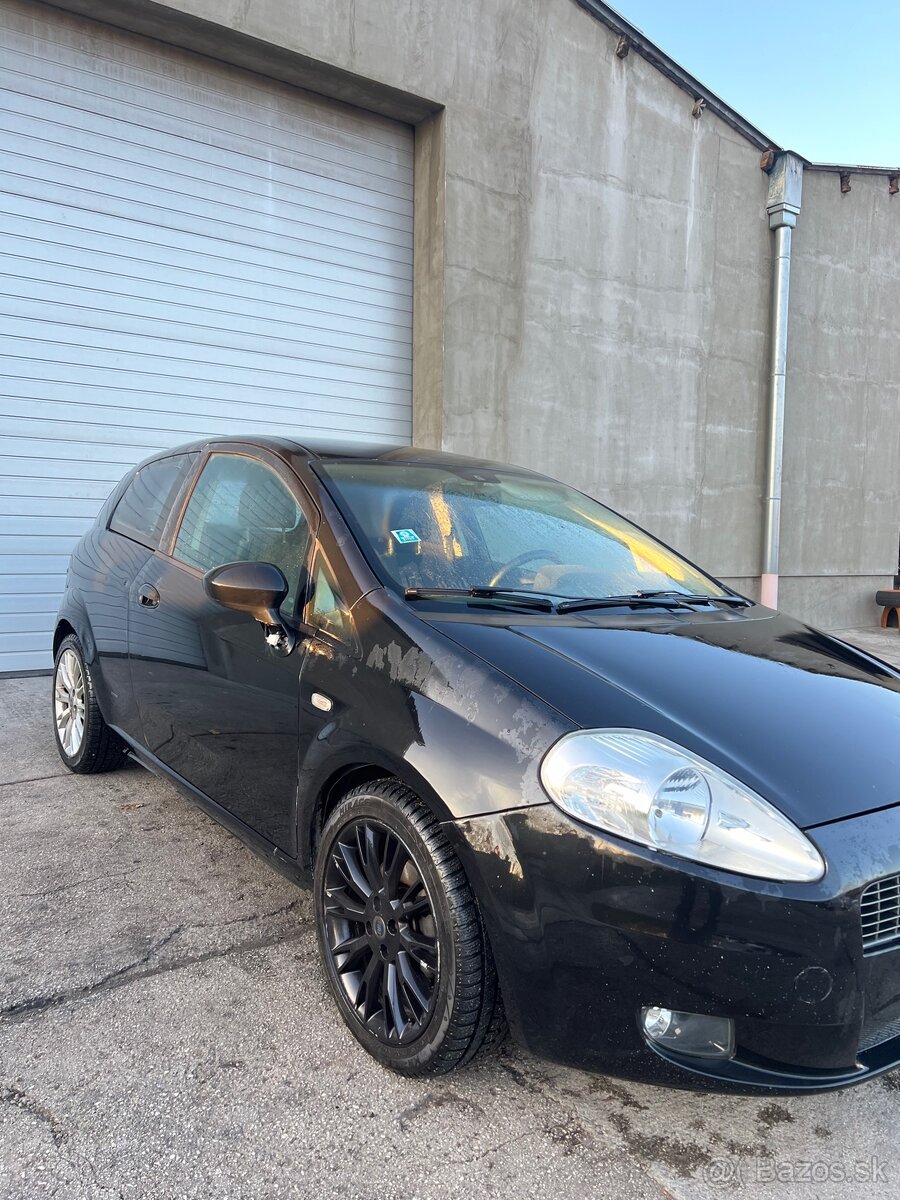 Predám náhradné diely na Fiat Grandepunto 1,9mjt 96kw - 3