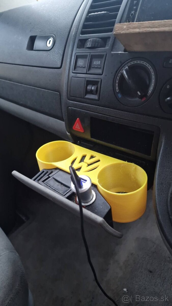 VW T5 - Držiak nápojov - 3