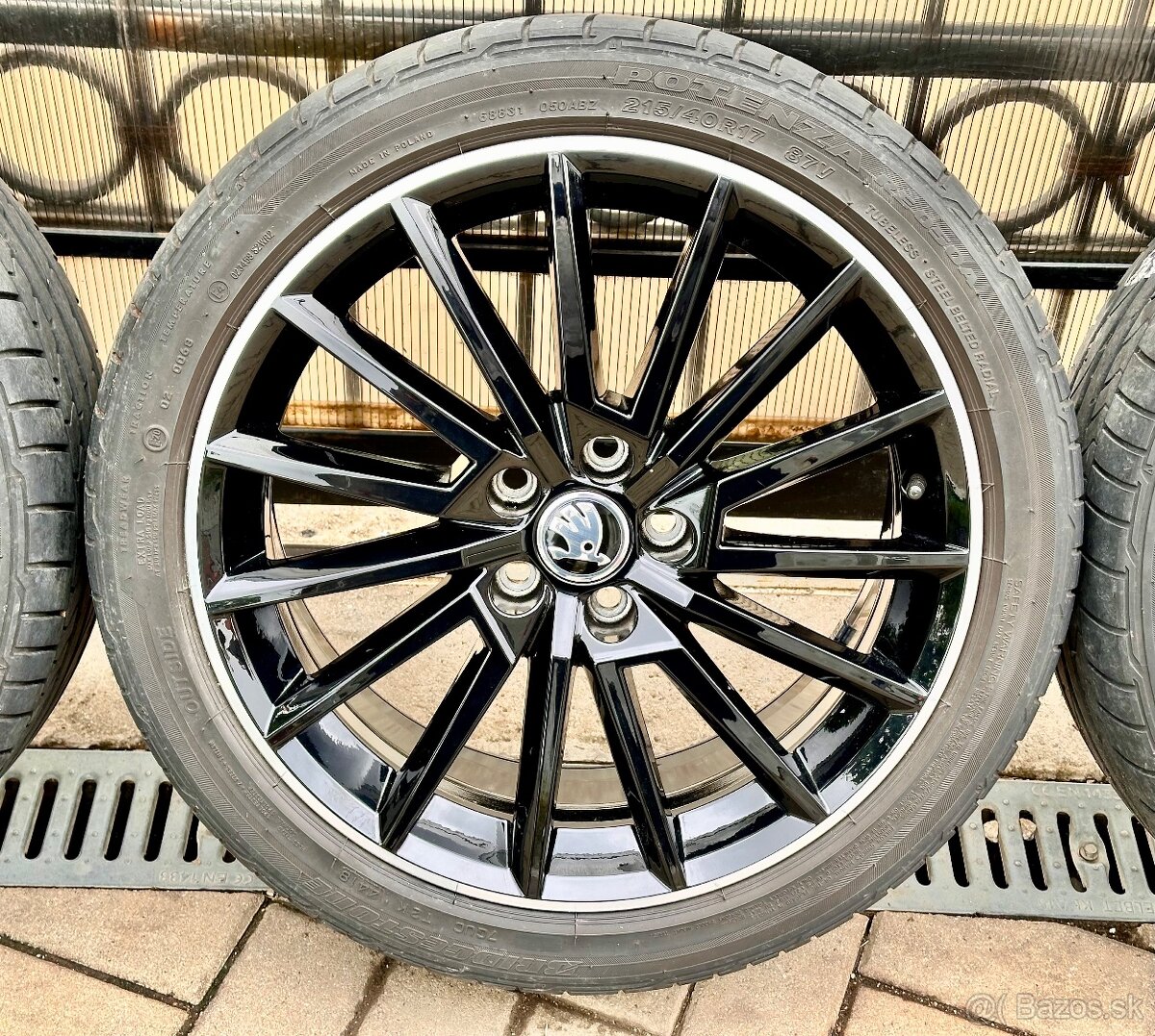 Škoda Monte Carlo 5x100 r17 215/40 r17 - 3