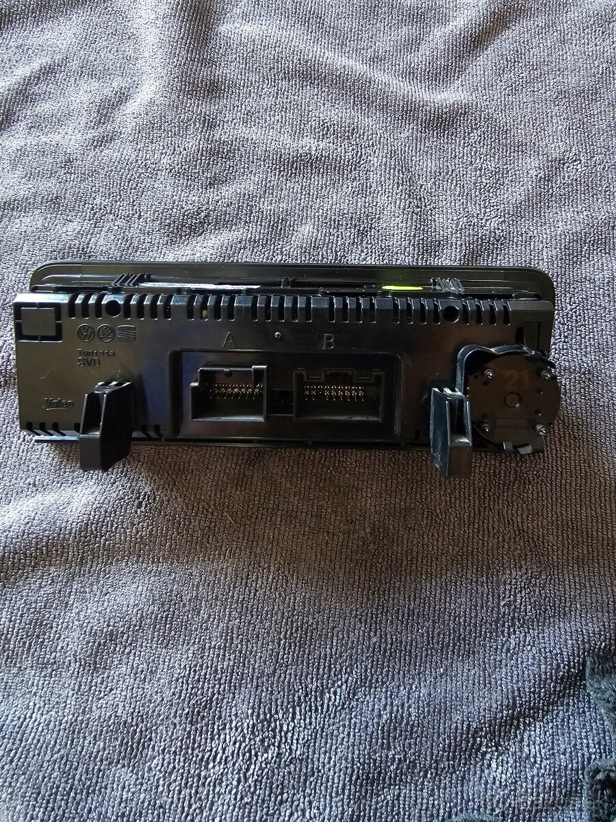 Klimatizačny panel Fabia III - 3