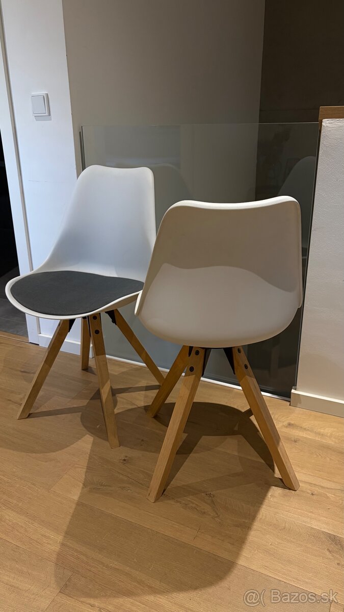 2x stolicka Actona - 3