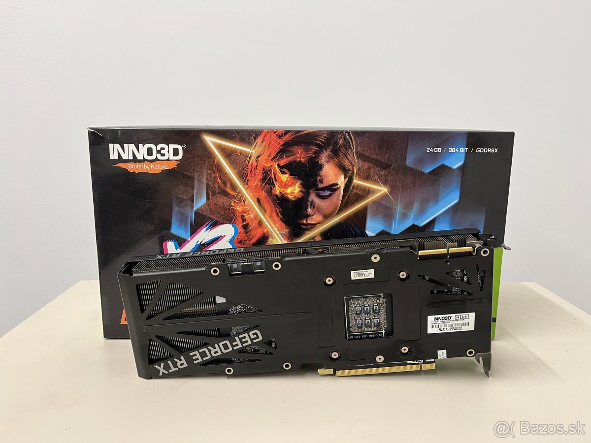 Predám grafickú kartu iCHILL by Inno3D GeForce RTX 3090 24GB - 3