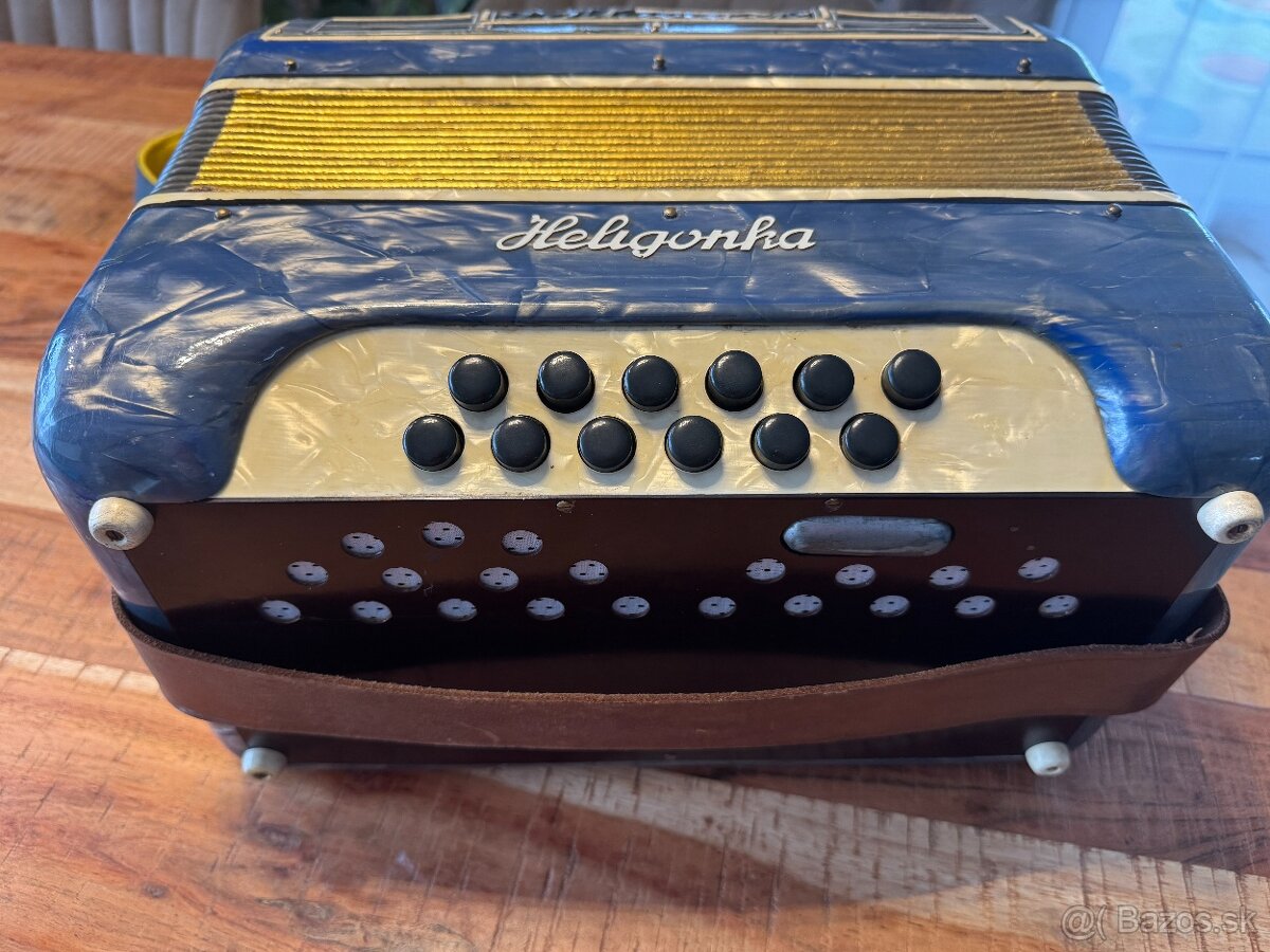 Heligonka F. Hlaváček, trojradová, trojhlasová G C F - 3