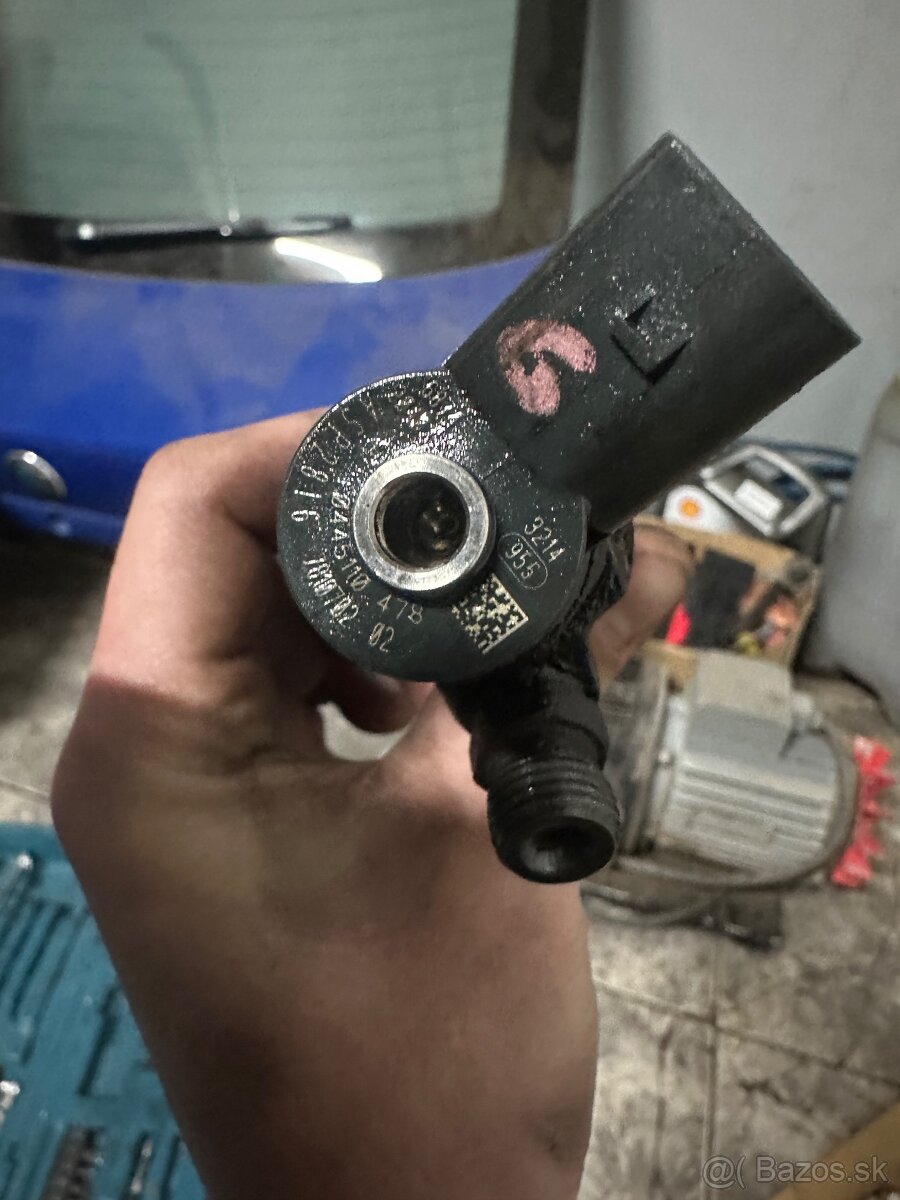 Vstrekovač vstrek BMW 3.0d 190kw n57d30 0445110478 781070202 - 3