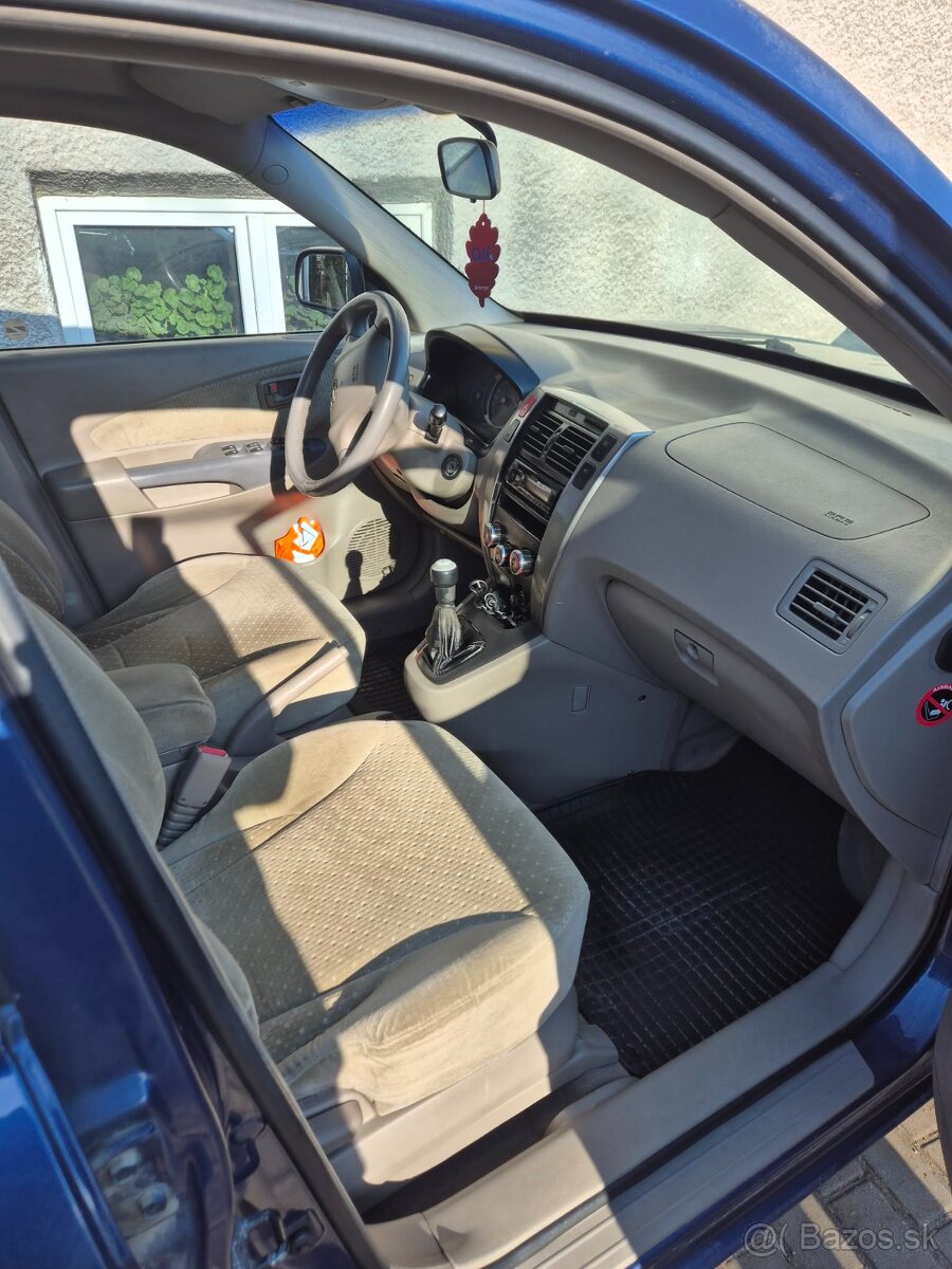 Hyundai tuscon 2.0 crdi 85kw - 3