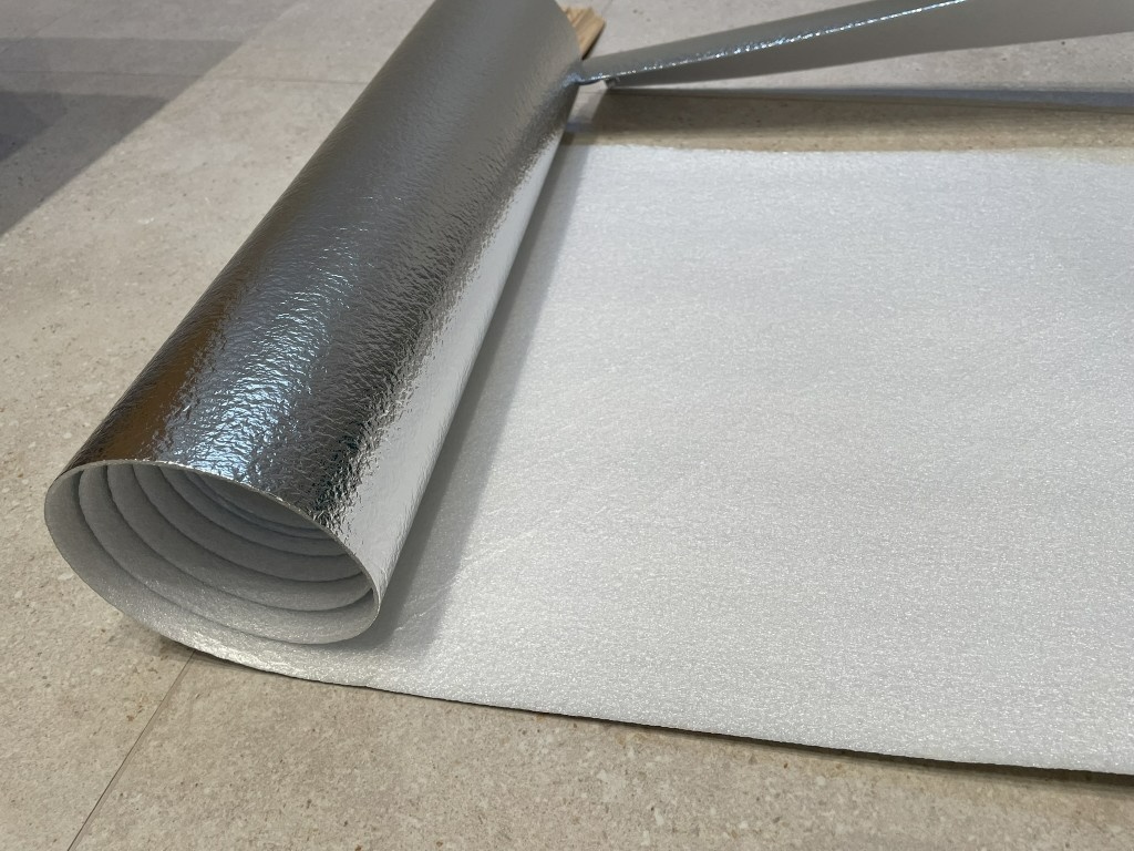 Podložka Aluprotect 3v1, 2 mm PE pena s parozábranou 25 m2 - 3