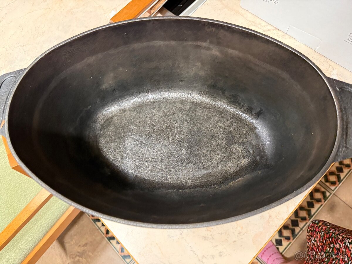 Pekač na kačice. Liatinový hrniec. - 3