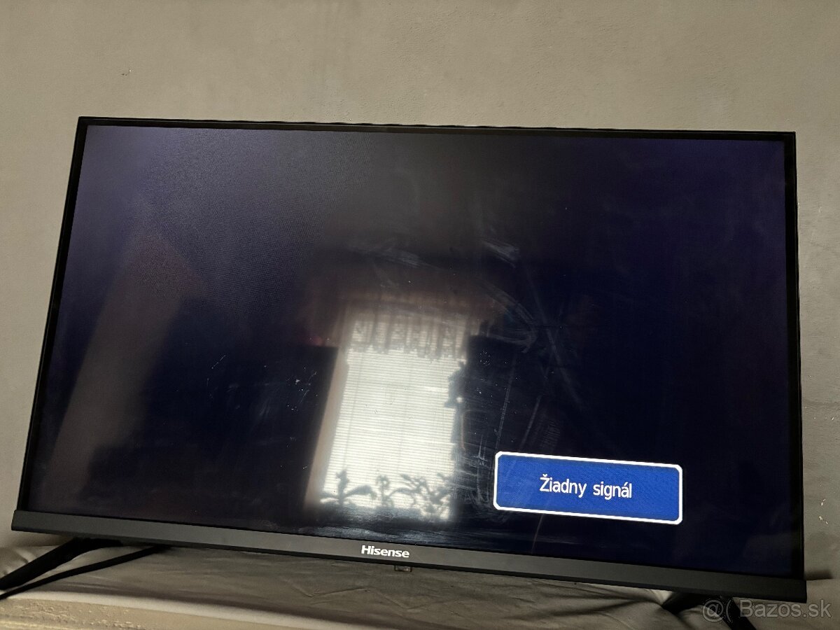 Televízor Hisense - 3