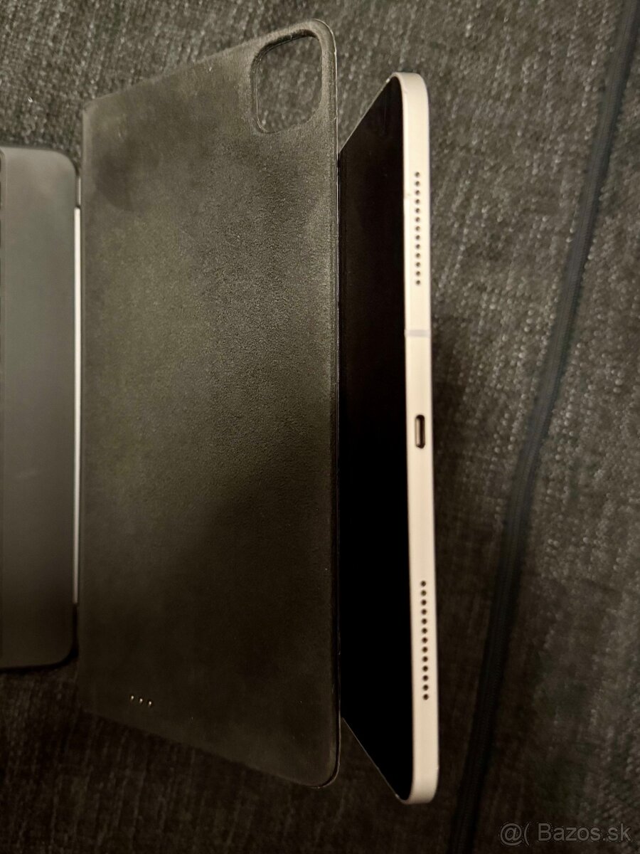 iPad Pro 11-inch (2nd generation) Wi-Fi + Cellular // KIT - 3