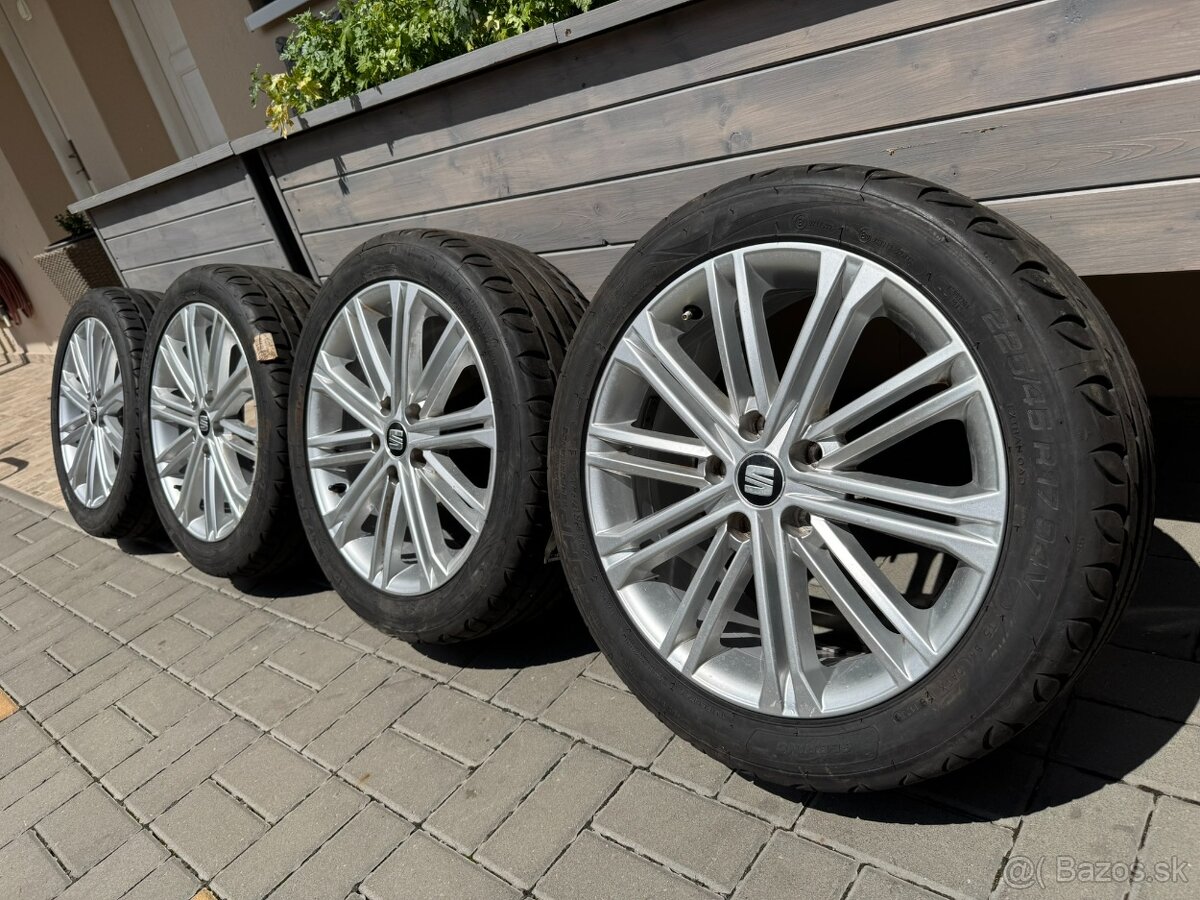 Seat 5x112 R17 - 3