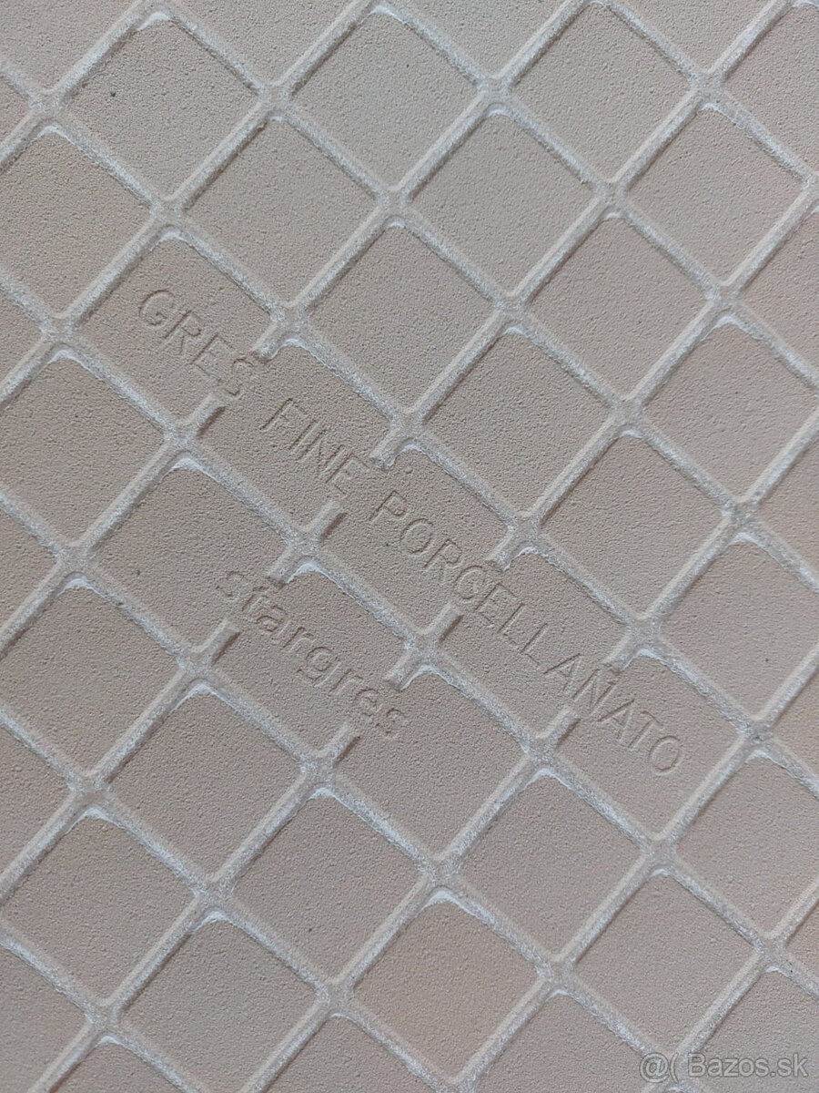 Kupim dlazbu bledo hnedu 34x62cm , L&S - 3