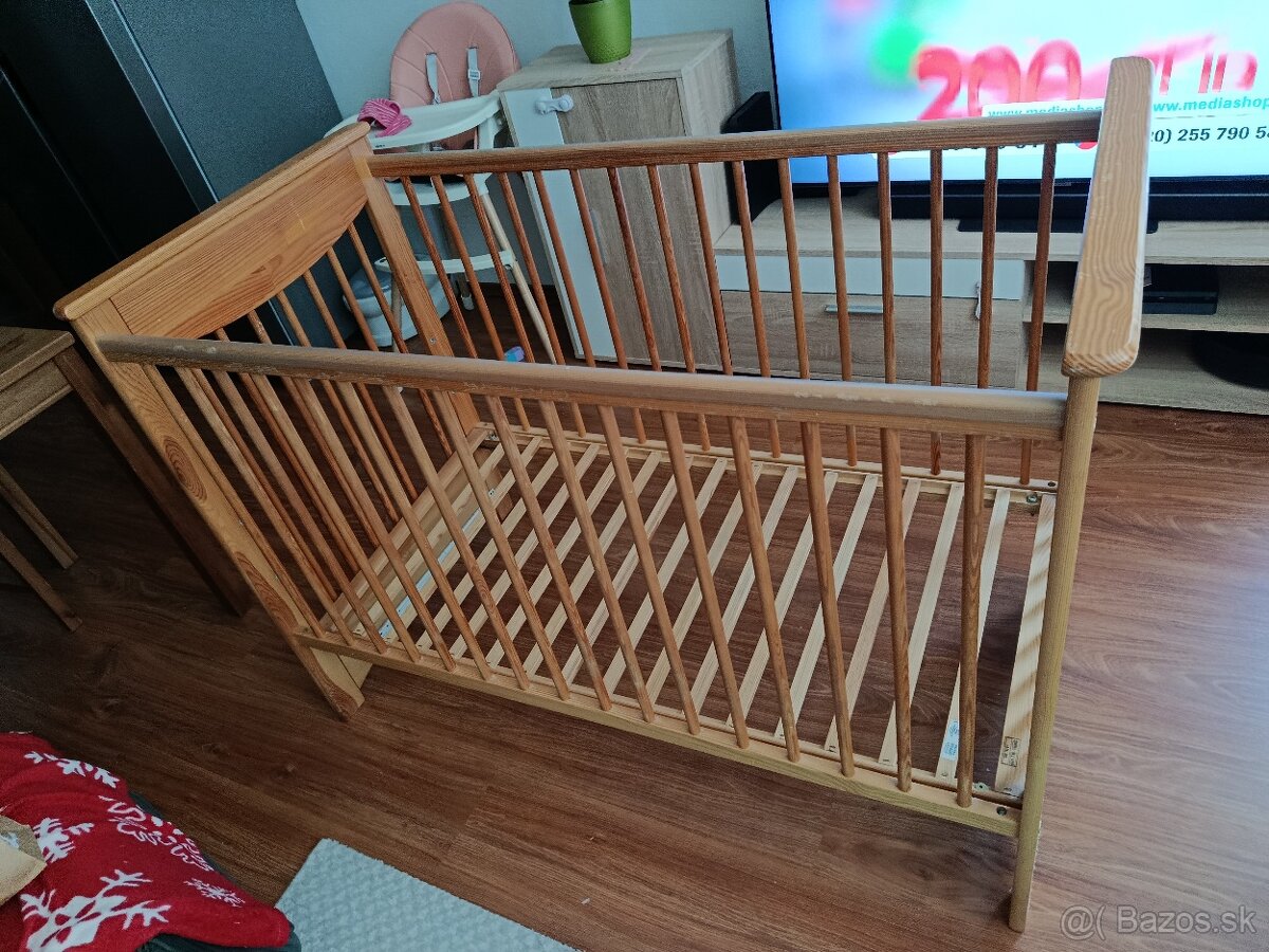 Detská drevená masívna postieľka - 3