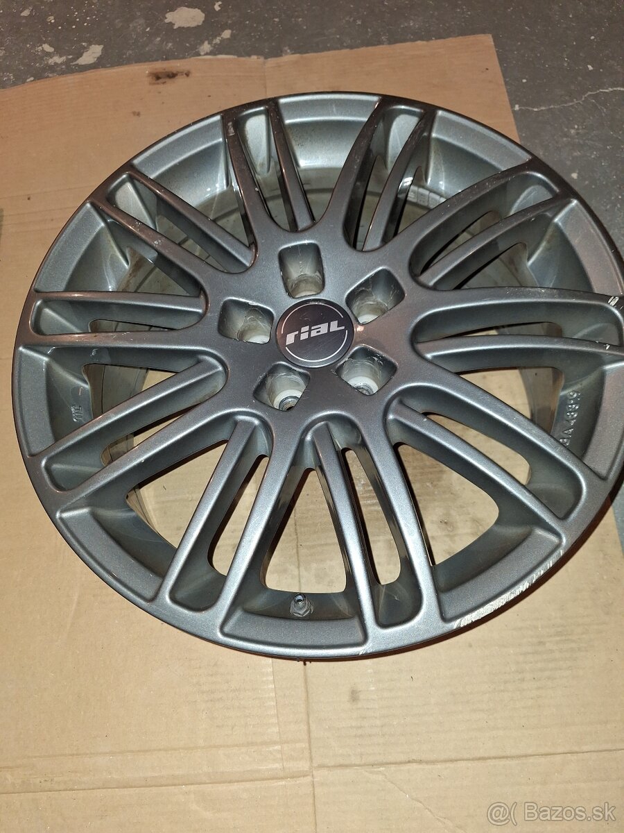 Elektróny Rial R17 - 3