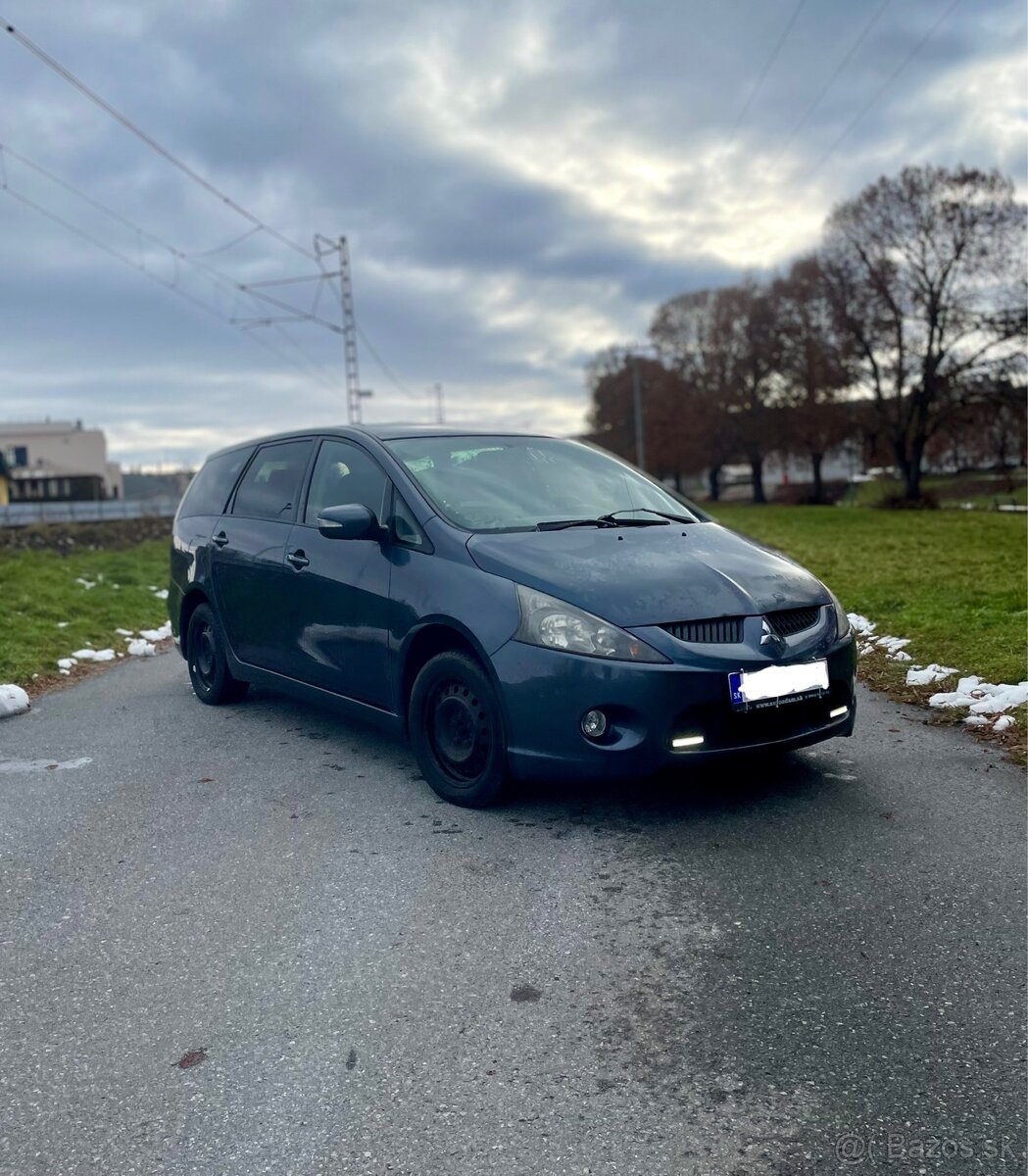 Mitsubishi Grandis 7-miestne - 3