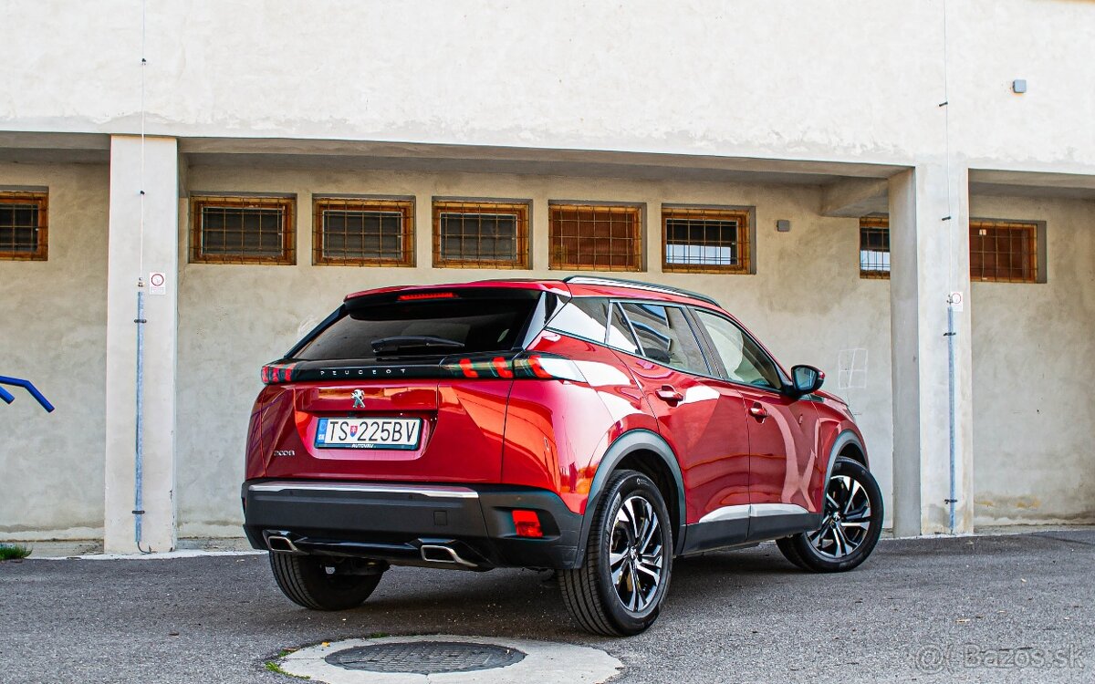 Peugeot 2008 1.2 PureTech Allure 96kW automat - 3