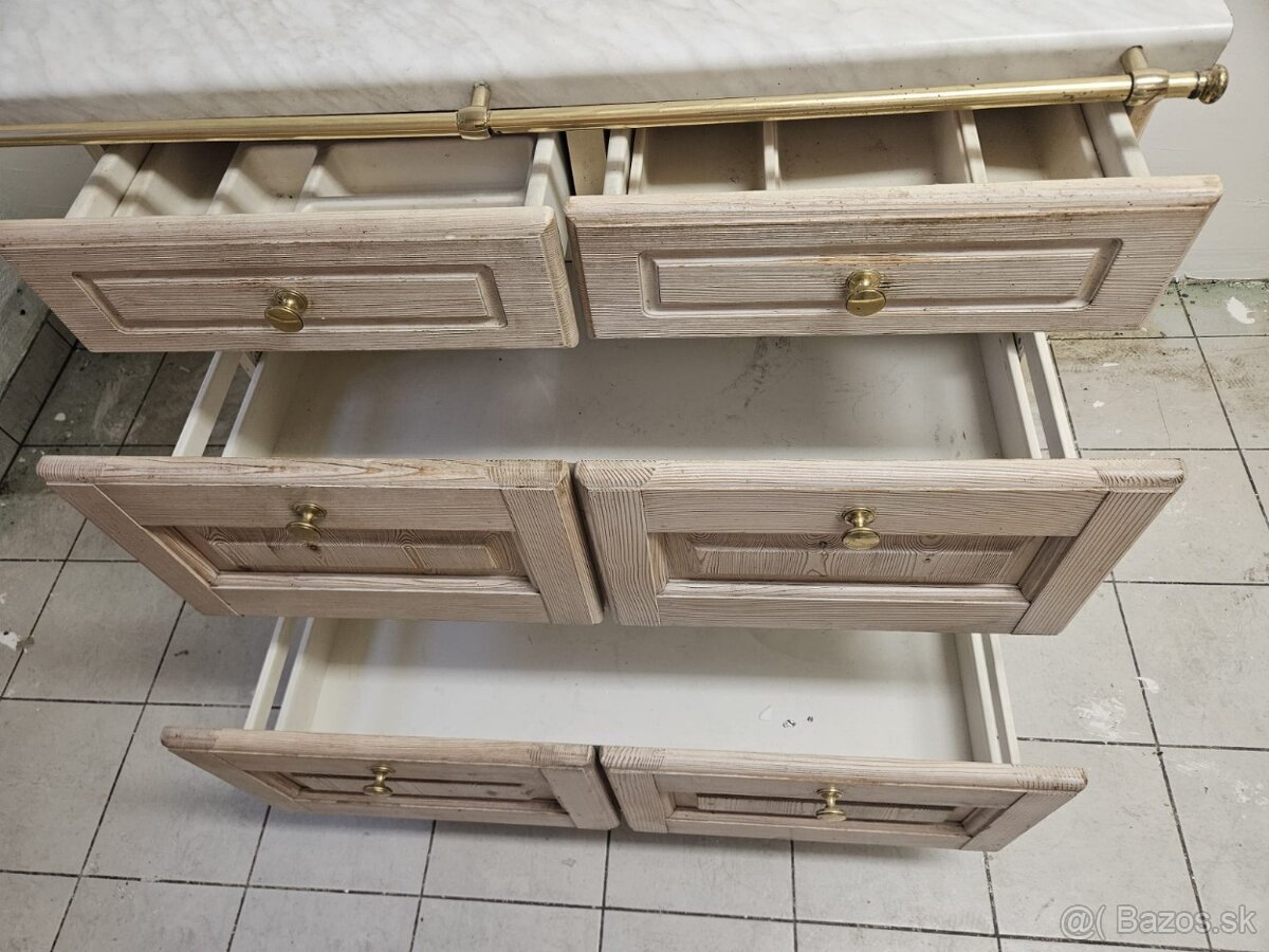 Masívna kuchynská linka z Nemecka so spotrebičmi - 3