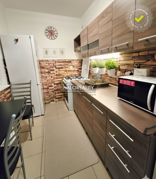 HALO reality - Predaj, jednoizbový byt Bratislava Dúbravka, - 3