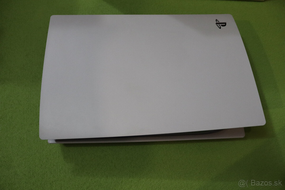 PlayStation 5 s mechanikou + hra Gran Turismo 7 - 3