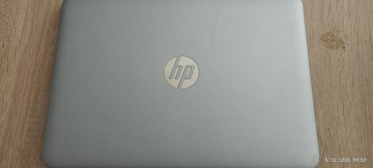 HP EliteBook 820 G3 - 3