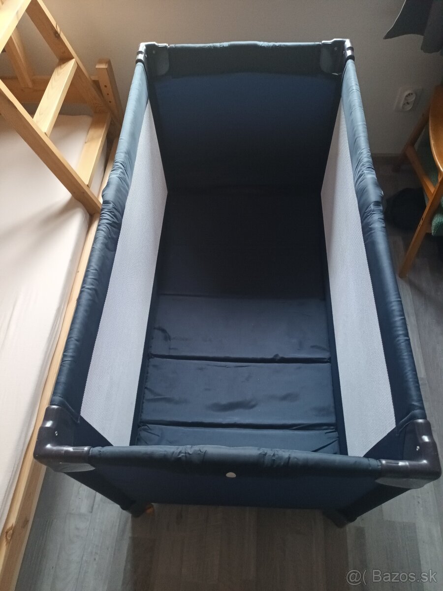Predám prenosnú-skladateľnú detskú postieľku - 3